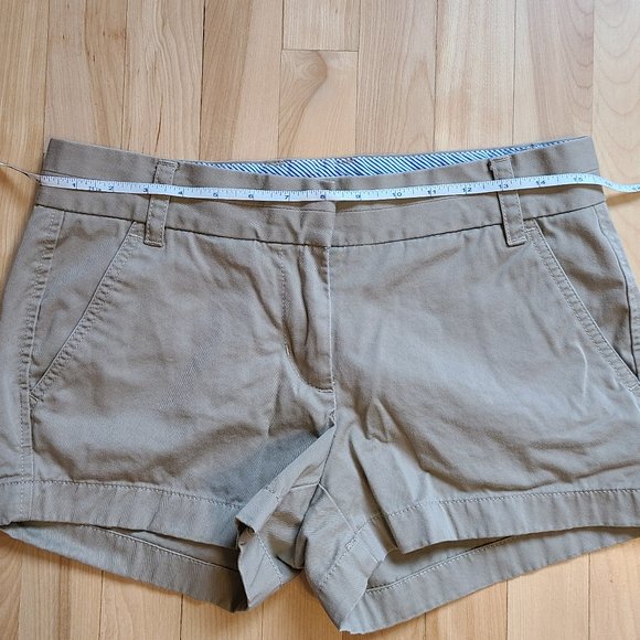 J. Crew Broken In Chino Shorts - Picture 3 of 6